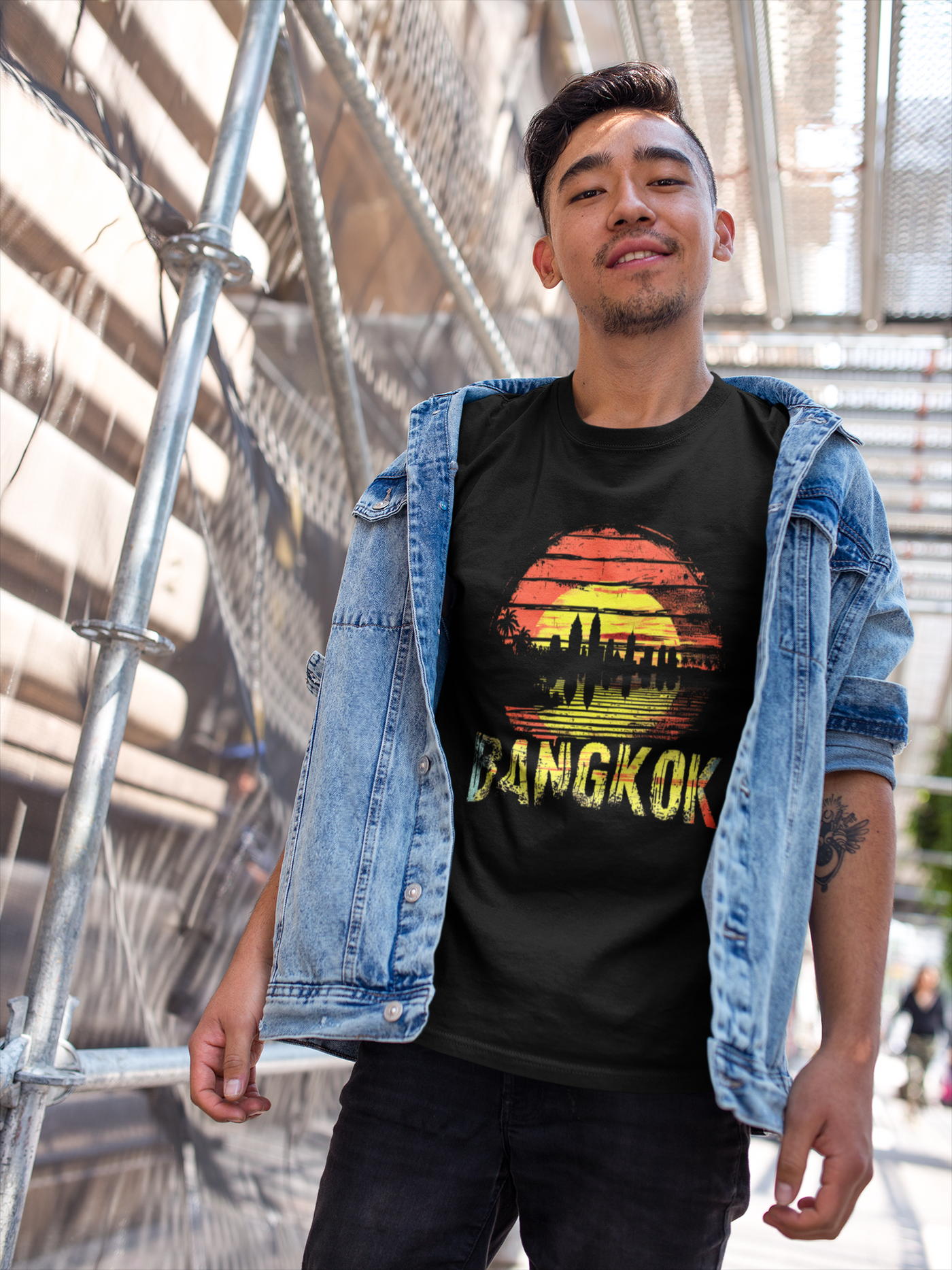 Bangkok Sunset T-Shirt – Celebrate Thailand’s Top Tourist Destination in Style!