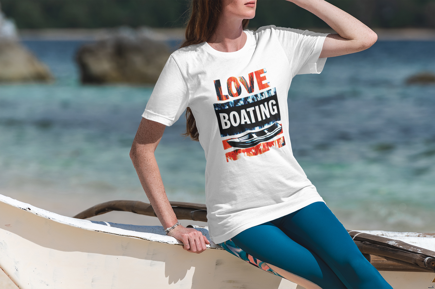 "LOVE Boating - Nautical Lifestyle T-Shirt"